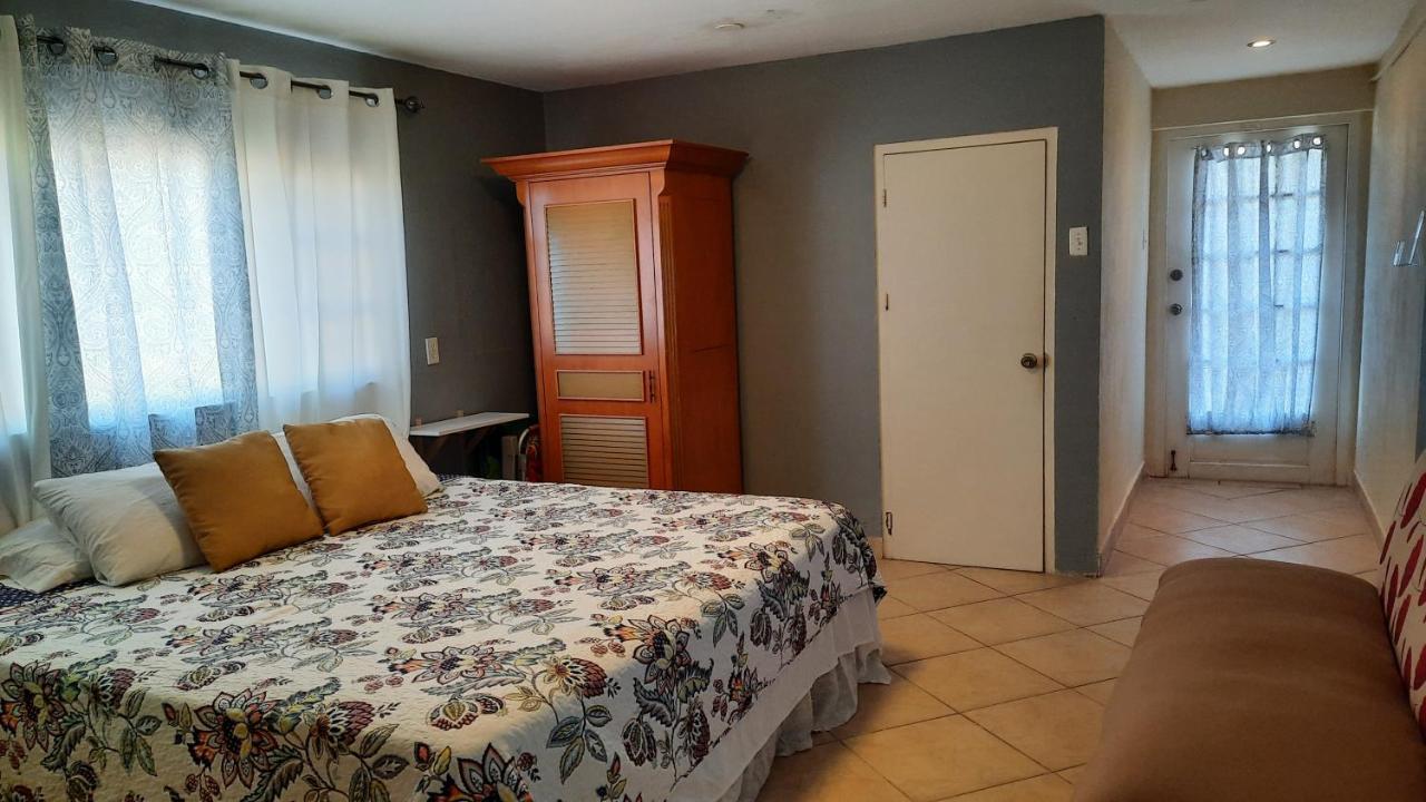 Aruba Cunucu Residence Palm Beach ภายนอก รูปภาพ