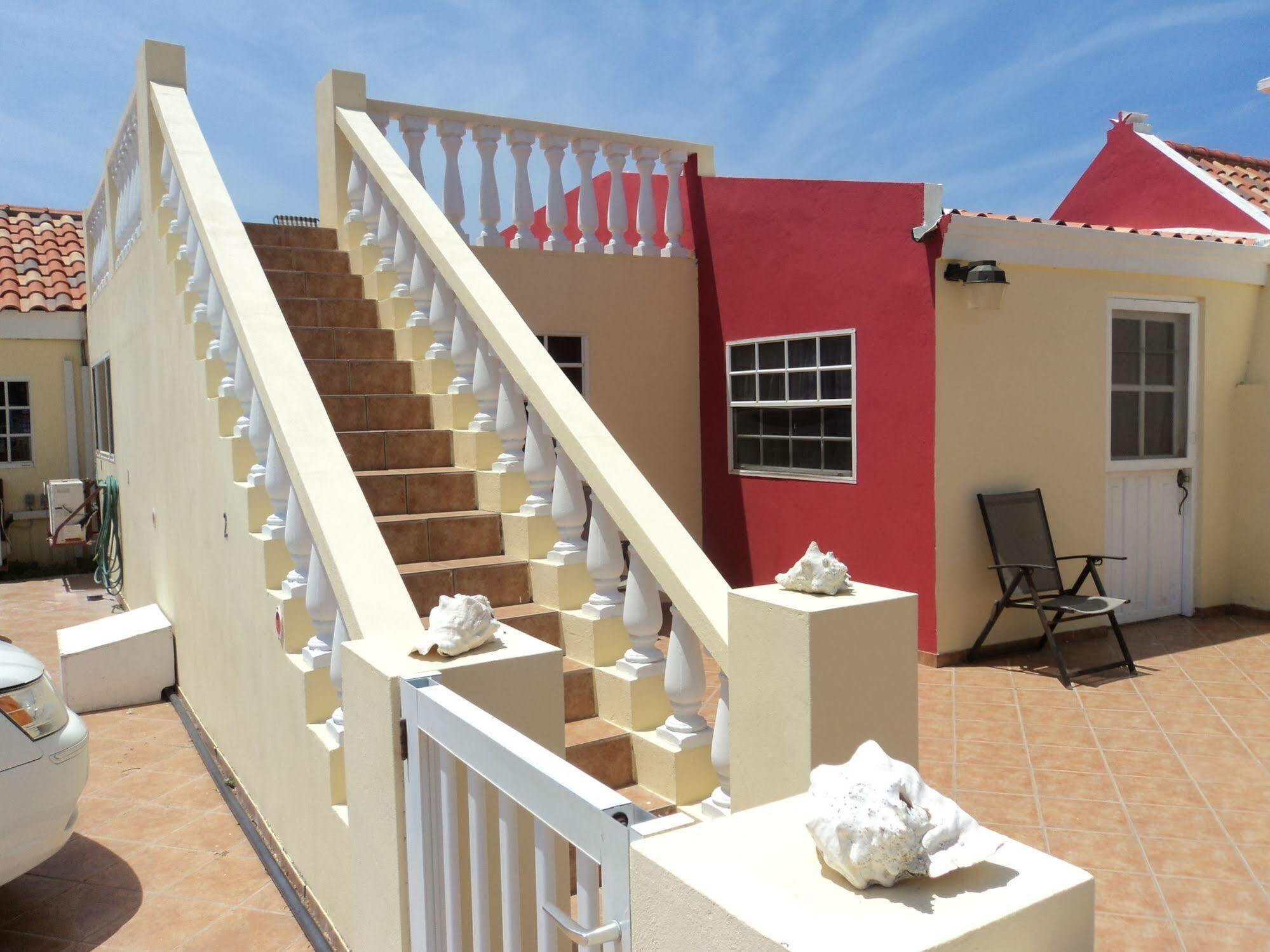 Aruba Cunucu Residence Palm Beach ภายนอก รูปภาพ